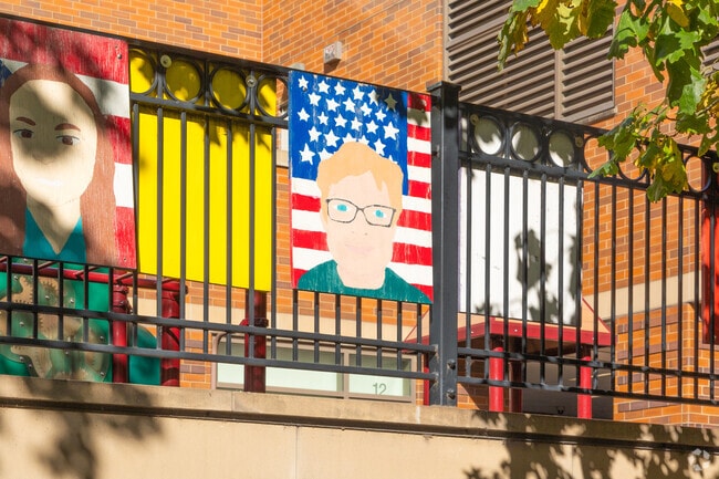 Ogden International School of Chicago