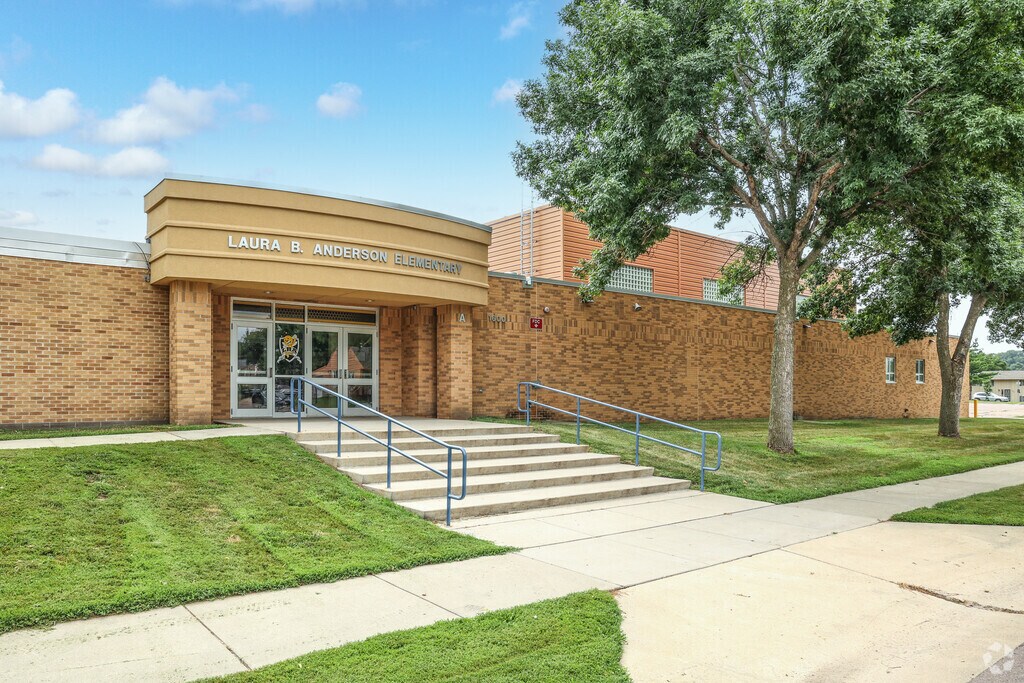 Laura B Anderson Elementary is part of the Sioux Falls Public School district.