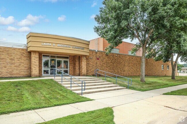 Laura B. Anderson Elementary is part of the Sioux Falls Public School district.