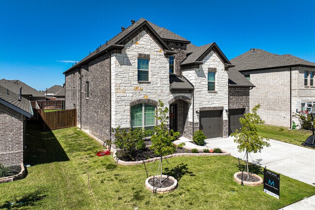 Custom-built two story homes are available in Ponder.