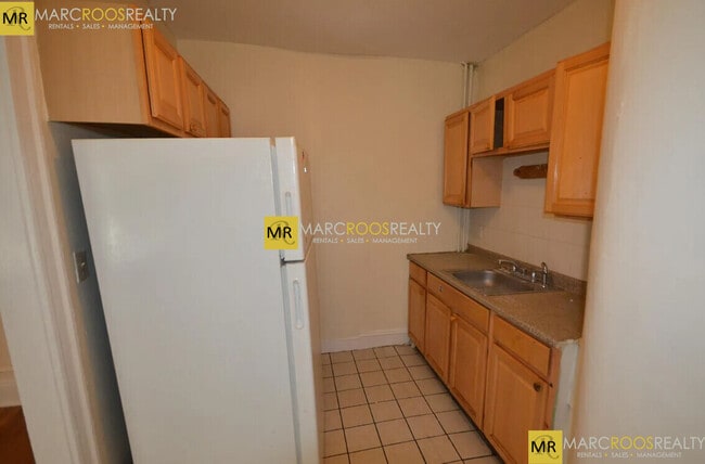 239 Kelton St unit 2, Allston, MA 02134 - photo 2