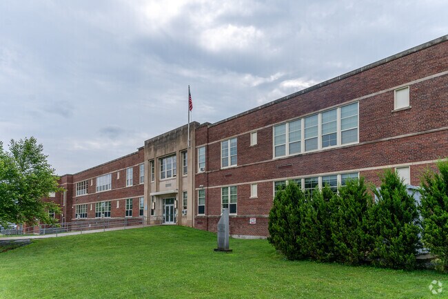 Kernan Elementary School is a public elementary school in Utica, NY.