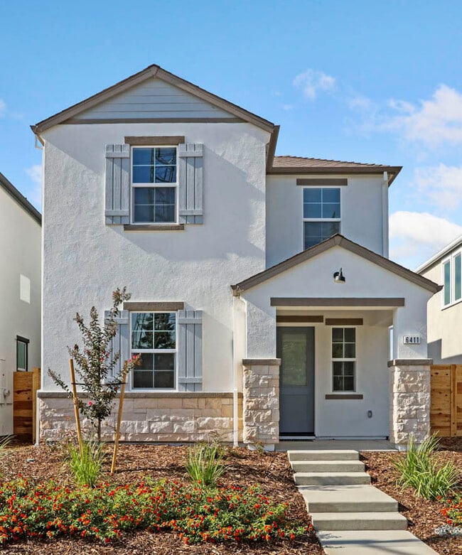 6411 Jacinto Way, Sacramento, CA 95823 - photo 2