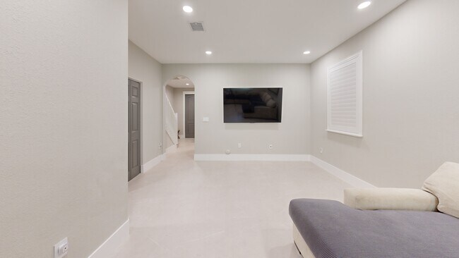 15451 SW 173rd Ln, Miami, FL 33187 - photo 2