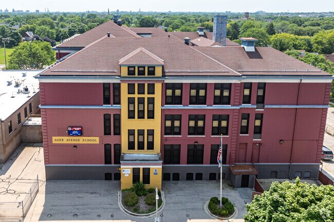 Auer Avenue Elementary School is a public elementary school for grades K-5 in Milwaukee, WI.