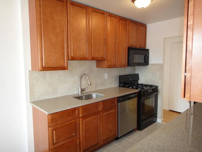 119 Fisher Ave, Eastchester, NY 10709 - photo 4