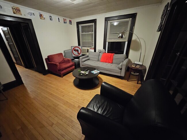 410 W Mifflin St unit 1, Madison, WI 53703 - photo 6