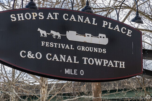 Farmer's Markets, festivals and much more happen at Canal Place in Cumberland.