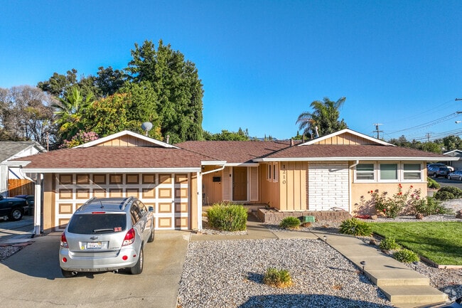 Cowell/Canterbury has many unique and colorful homes in the community.