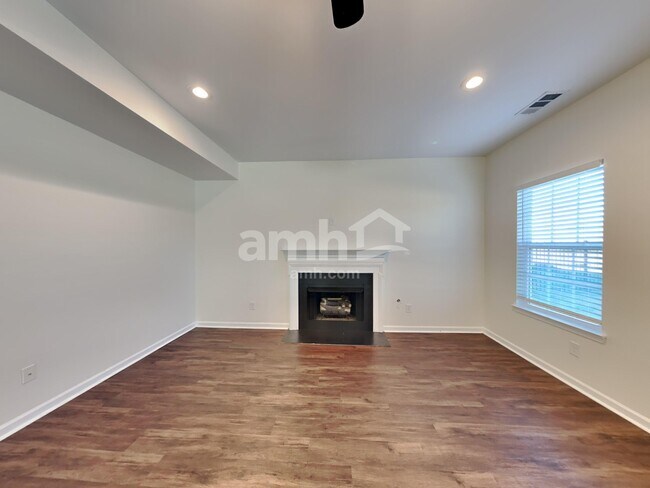 1721 Muirwood Blvd, Murfreesboro, TN 37128 - photo 7