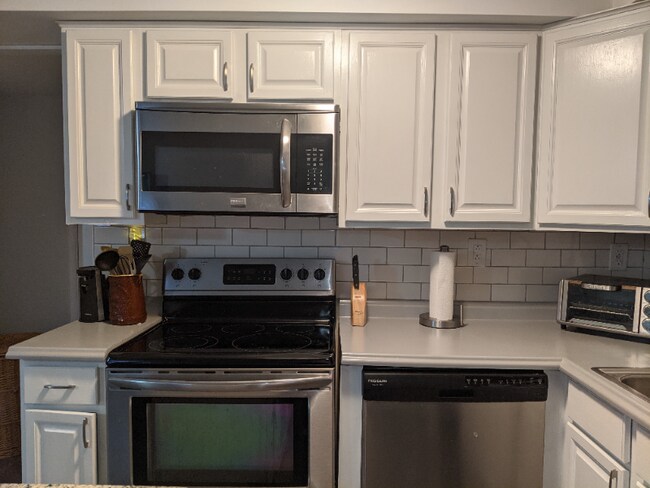 108 Orris St unit 108 Orris Street, Munhall, PA 15120 - photo 6