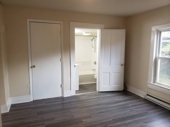 43 Doe St, Greenville, SC 29611 - photo 5