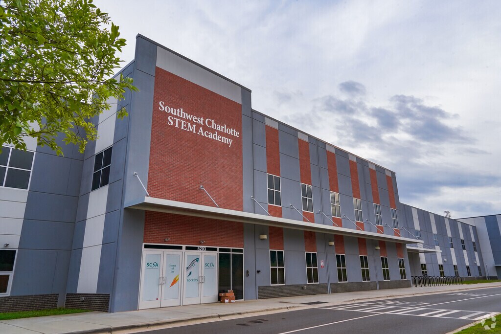 Southwest Charlotte STEM Academy, Rankings & Reviews