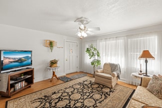 451 Broad St, Butte Falls, OR 97522