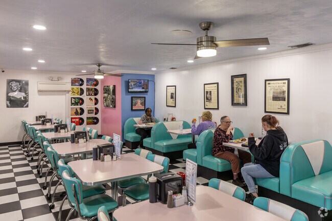 Meadowbrook Forst locals can start their day at Bel-Aire Pancake House.