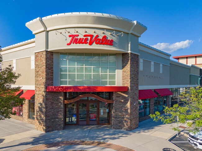 Ellett-Jennelle residents enjoy convenient access to nearby shopping centers and schools.