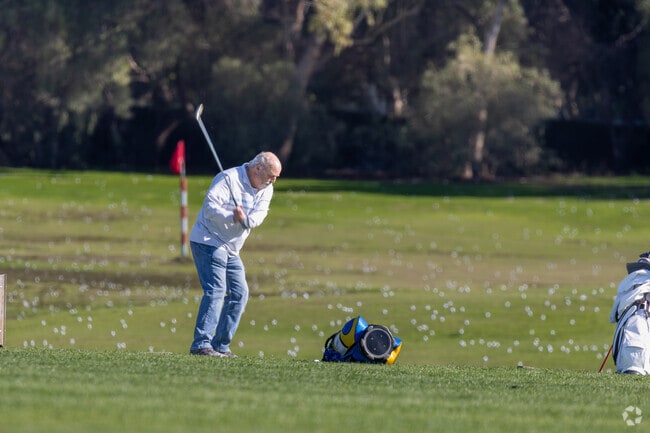 At Willowick Golf Course, near Pico-Lowell, you can practice your swing.