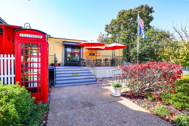 Meet a friend for coffee and a snack at The Brick Road in the Laurel neighborhood near Richmond.