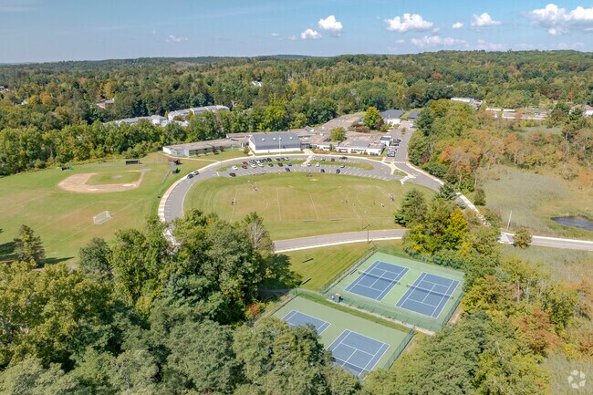 Plumb Hill Middle School is located on Plumb Hill Road in Litchfield, CT.