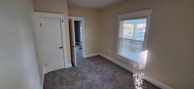 216 NE Douglas St unit 1, Lees Summit, MO 64063 - photo 6