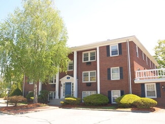 17 Sinai Cir Unit C-12, Chelmsford, MA 01824