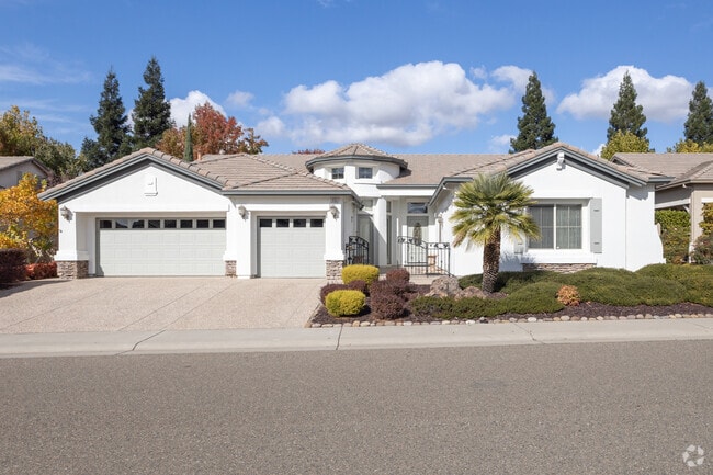 Sun City Lincoln Hills homes sell in average in 36 days.