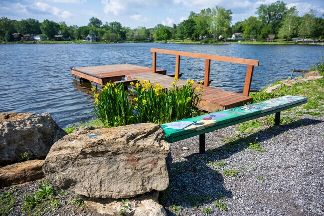 Houston Lake is a quiet lake community with a quaint expression.