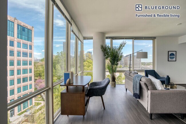 8421 Broad St unit FL9-ID814, McLean, VA 22102 - photo 5