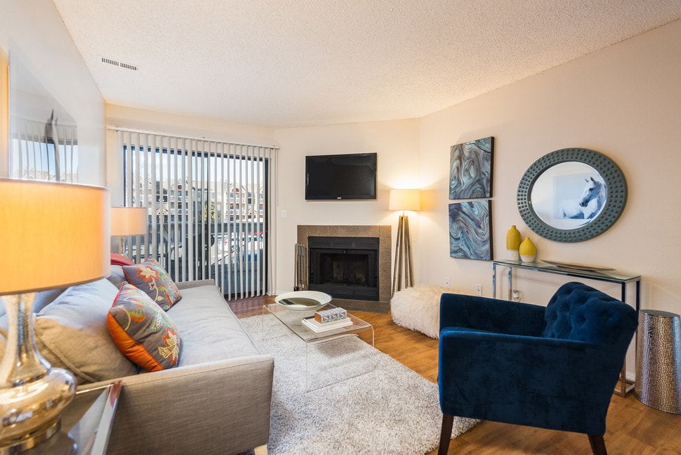 Apres Apartment Homes, Aurora, CO 80247 - photo 1