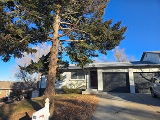 902 S Zephyr Ct, Denver, CO 80226