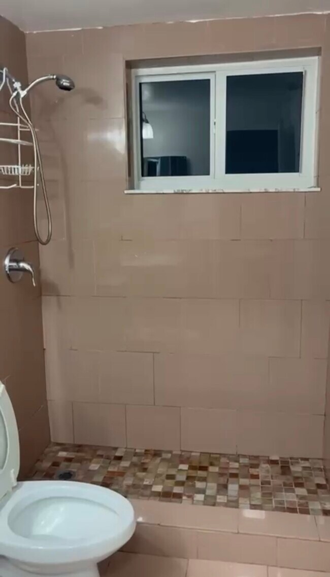 7701 Camino Real unit A404, Miami, FL 33143 - photo 6