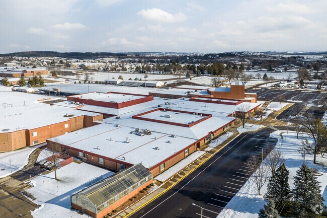 Badger Ridge Middle School is locaed at 420 N Main Street in Verona.