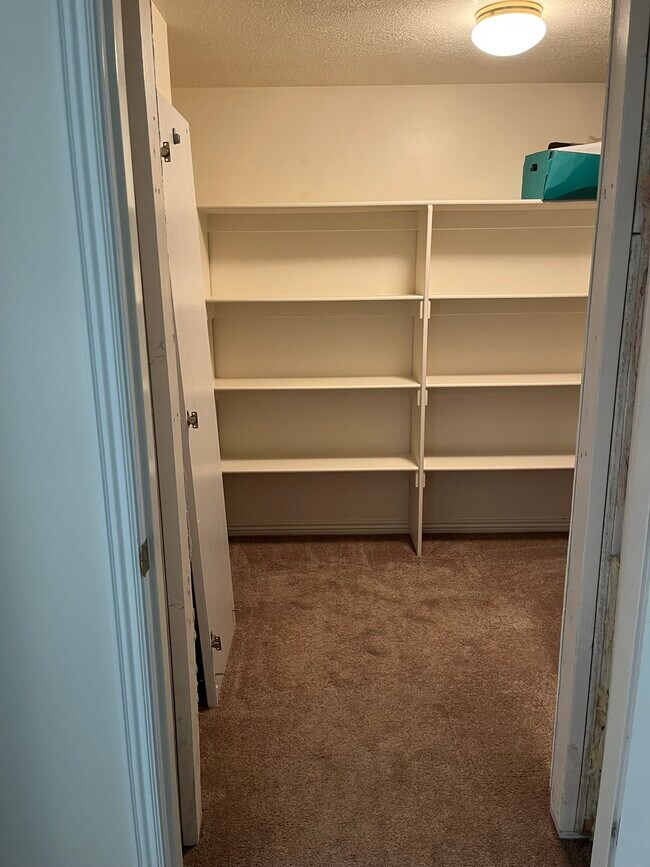 1126 Heather Cir unit 1126 Heather Cir B, Farmington, UT 84025 - photo 6