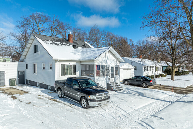 Sheldon Park contains a variety of different styles of homes.