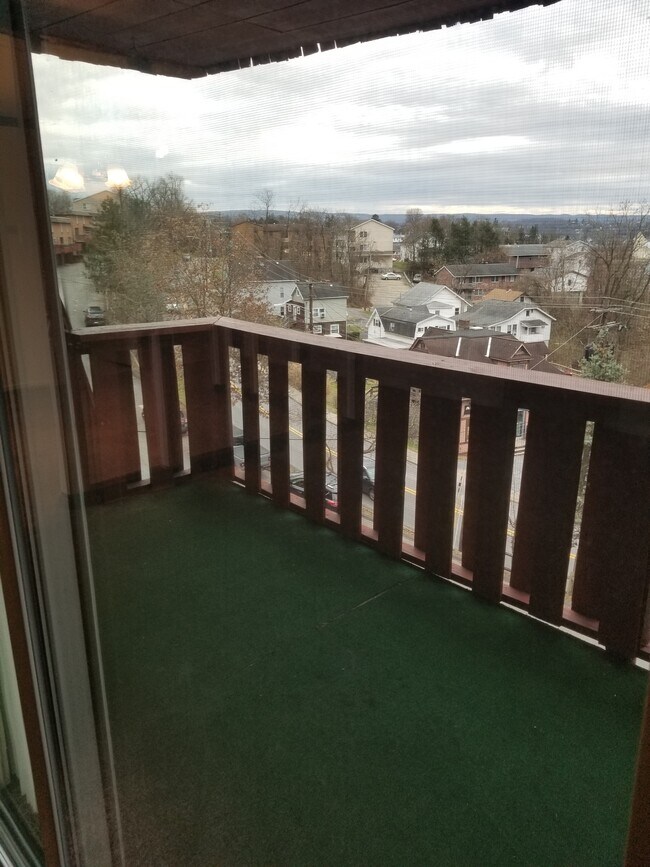 2752 University Ave unit 34A, Morgantown, WV 26505 - photo 4