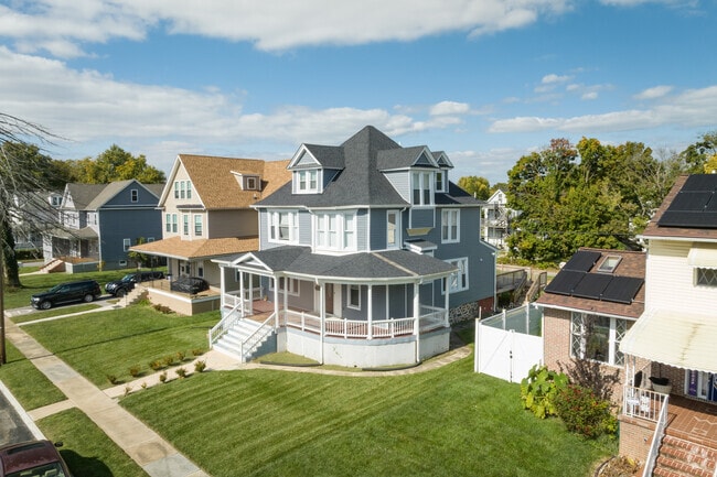 Discover the mix of housing styles in West Arlington, from classic row homes to single-family residences.