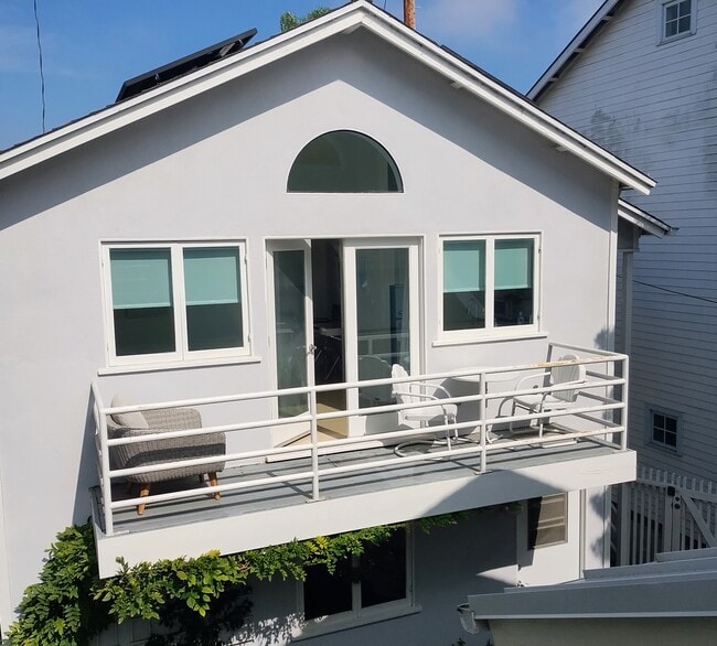 411 Linnie Canal unit Guest House, Venice, CA 90291 - photo 4