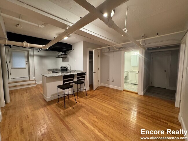 1450 Commonwealth Ave unit B, Boston, MA 02134 - photo 4