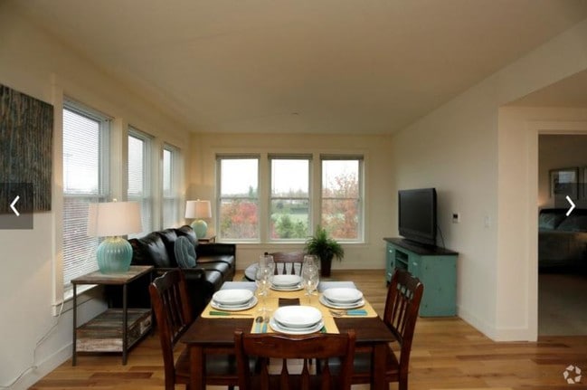 87 New St unit 412, Cambridge, MA 02138 - photo 4