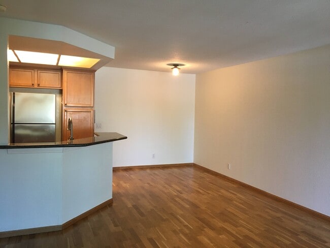 12675 Camino Mira Del Mar unit 171, San Diego, CA 92130 - photo 7