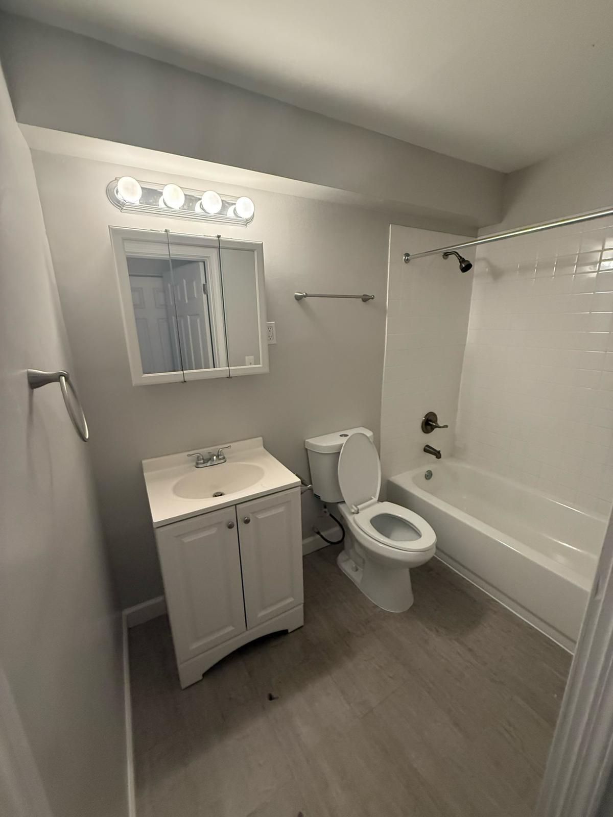 La Vue Lake Apartments