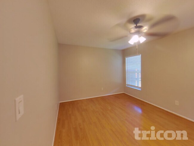 1108 Robin Dr, Plant City, FL 33563 - photo 6