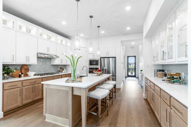 2219 Altiplano, San Antonio, TX 78245 - photo 5