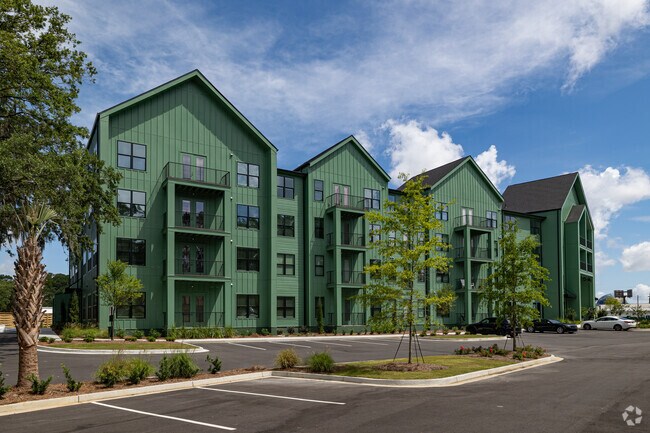 Arcadia Savannah, Savannah, GA 31405 - photo 2