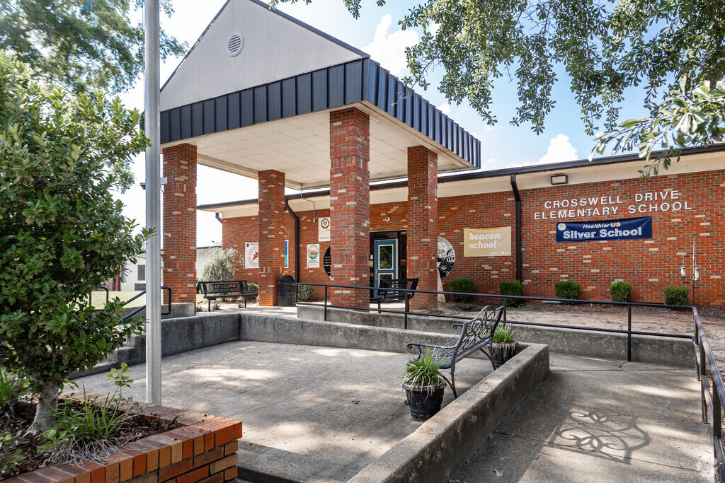 Crosswell Drive Elementary School is a public elementary school in Sumter, SC.