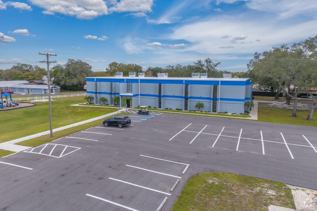 Hope Christian School welcomes students to learn.