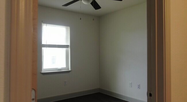 Farmington Station, Canton, MS 39046 - photo 7