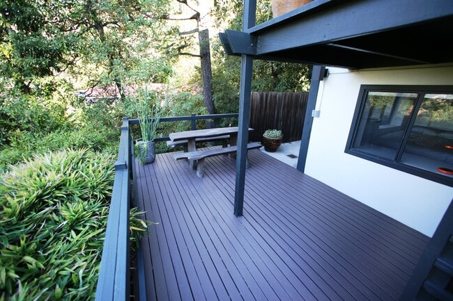 1999 N Sycamore Ave, Los Angeles, CA 90068 - photo 5