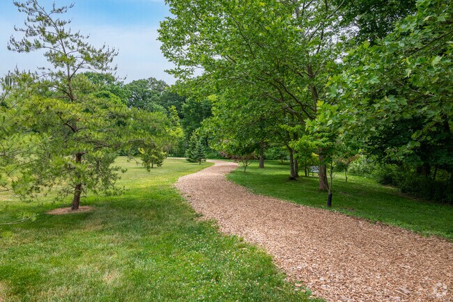Birmingham's Linden Park has a nice1.5-mile walking trail.