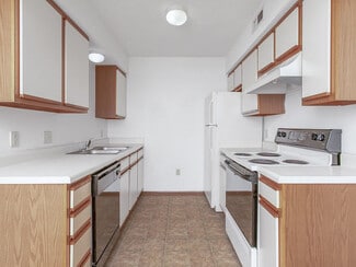 507 E Northview Ave, McPherson, KS 67460
